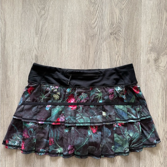 Lululemon Pace Setter Tennis Skirt - Picture 1 of 16